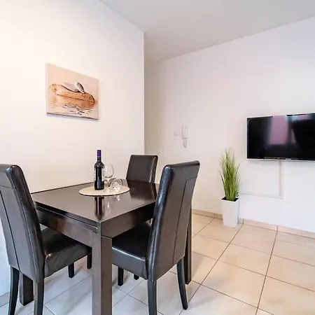 Gagula Apartment *